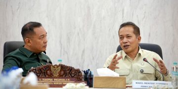 Wamenkop Ferry Juliantono pada Rapat Koordinasi (Rakor) pembahasan NIB dan KBLI Kopdes Merah Putih dengan Wamen Investasi dan Hilirisasi, di Jakarta, Selasa (26/8).