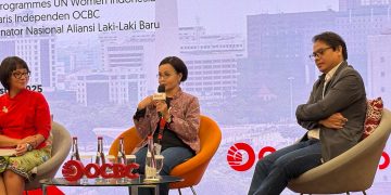 Komisaris Independen OCBC Betti Alisjahbana (tengah) dalam acara Media Chit Chat bersama bersama UN Women Indonesia dan Aliansi Laki-laki Baru (ALB).