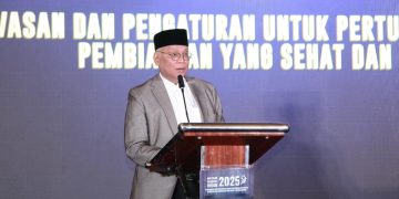 Ketua Umum Asosiasi Asuransi Umum Indonesia (AAUI), Budi Herawan dalam acara Infobank "Non-bank Financial Forum 2025: Pengawasan dan Pengaturan untuk Pertumbuhan Industri Asuransi & Pembiayaan yang Sehat dan Berkelanjutan"