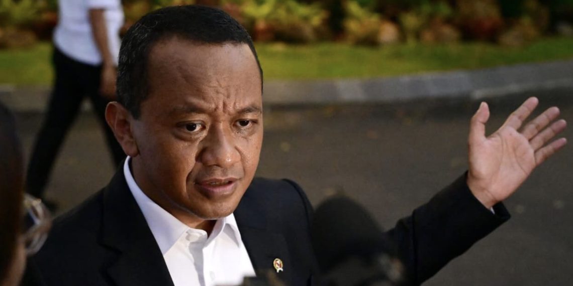 Menteri Energi dan Sumber Daya Mineral (ESDM), Bahlil Lahadalia memberikan keterangannya di Istana Kepresidenan, Jakarta, pada Senin, 26 Agustus 2025. Foto: BPMI Setpres