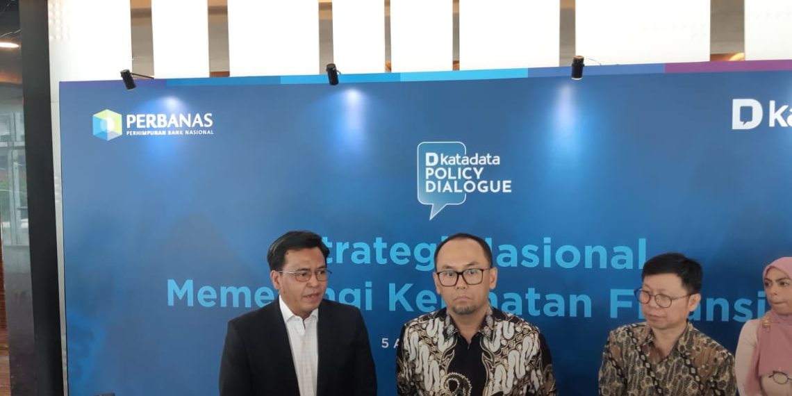 Kepala PPATK, Ivan Yustiavandana