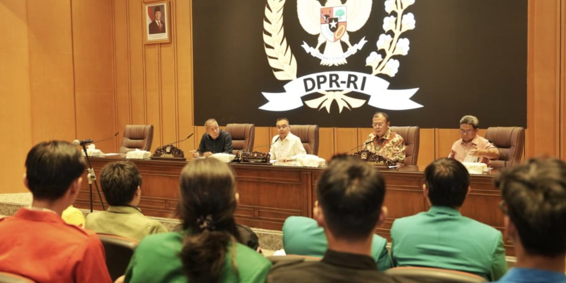 Wakil Ketua DPR RI, Sufmi Dasco Ahmad, dalam agenda pertemuan Pimpinan DPR RI dengan Perwakilan Mahasiswa di Gedung Nusantara, Senayan, Jakarta, Rabu (3/9/2025). Foto: DPR