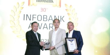 BRI meraih penghargaan Diamond Champion: Bank with Consistent Excellent Performance for 20 Consecutive Years (2005–2024) dalam ajang bergengsi 29th Infobank Award 2025: Economy Mastery Forum. (Foto: Erman Subekti)