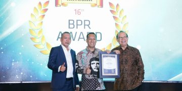 Bank Luna meraih penghargaan Infobank BPR Awards 2025 di Hotel Kempinski Indonesia Jakarta, Jumat, 29 Agustus 2025.
