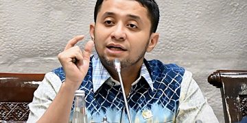 Anggota Komisi XI DPR RI, Habib Idrus Salim Aljufri dalam rapat kerja tersebut, di Gedung Nusantara I, DPR RI, Senayan, Jakarta, Rabu (17/9/2025). Foto : DPR