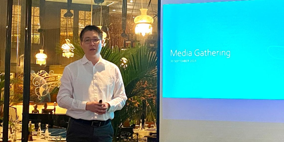 Chief Personal Banking Officer Hana Bank, Stefen Loekito