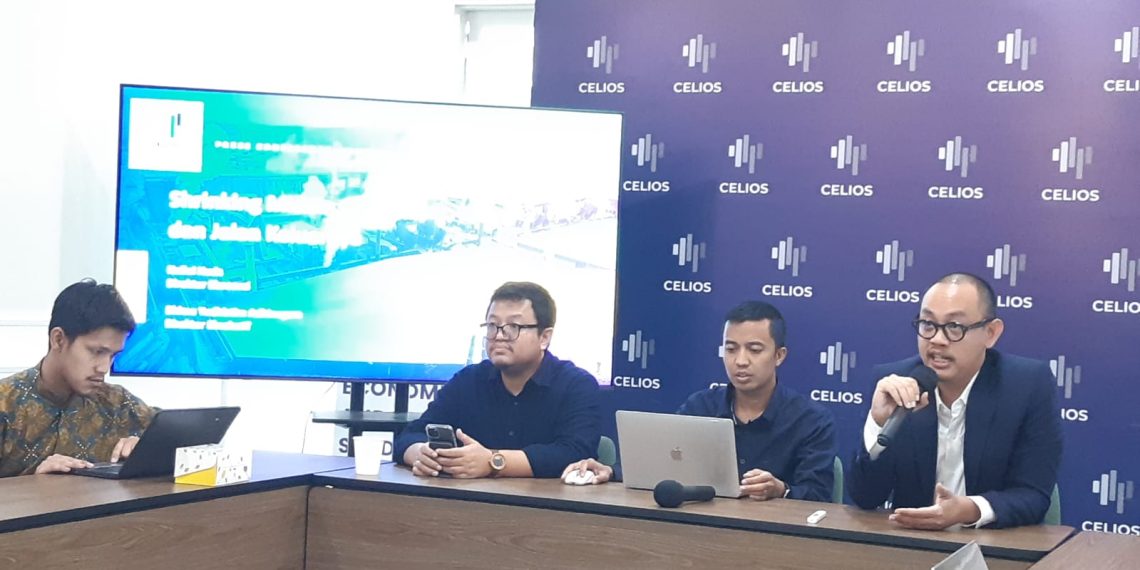 Direktur Eksekutif Celios, Bhima Yudhistira Adhinegara (kanan) di Jakarta, Kamis (4/9).