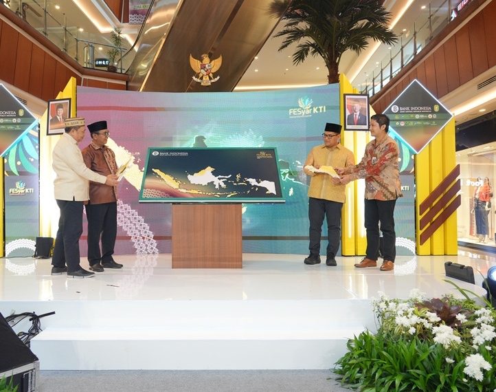 Festival Ekonomi Syariah Kawasan Timur Indonesia (FESyar KTI) 2025 menyalurkan pembiayaan sebesar Rp15,8 miliar melalui temu bisnis UMKM dengan lembaga keuangan syariah. (Foto: Istimewa)