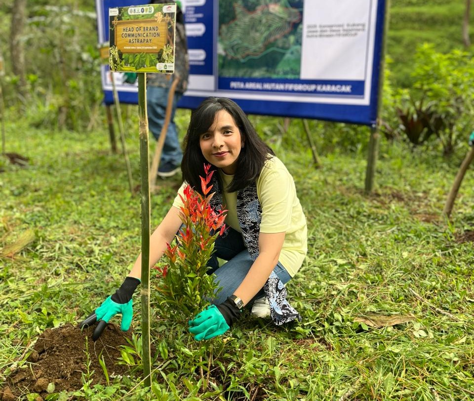 AstraPay tanam pohon