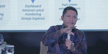 Direktur Commercial Banking BRI, Alexander Dippo Paris dalam acara Infobank, "Indonesia Economic Summit 2025: Sinergi Perbankan, BUMN dan Swasta untuk Mendukung Asta Cita Koperasi Desa Merah Putih”, di Shangri-La Hotel Jakarta, Kamis, 2 Oktober 2025.