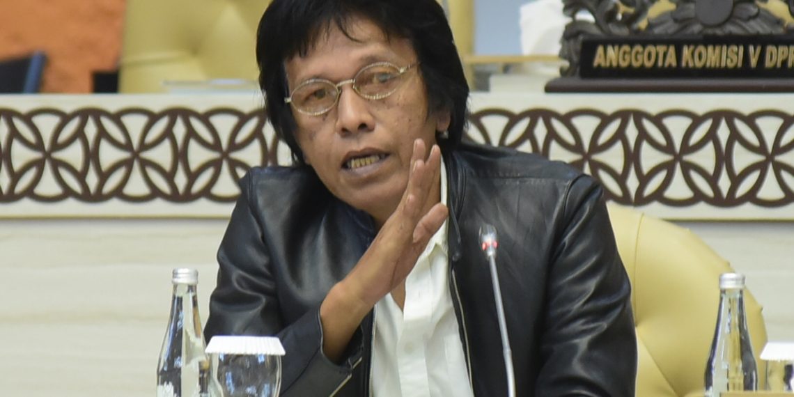 Anggota Komisi V DPR RI, Adian Napitupulu. Foto : DPR