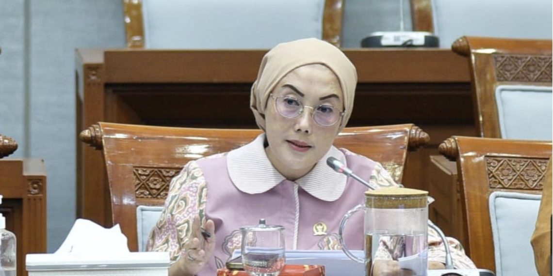 Anggota Komisi VIII DPR RI Selly Andriany Gantina dalam Rapat Kerja Komisi VIII DPR RI dengan Kementerian Haji dan Umrah di Gedung Nusantara I, DPR RI, Senayan, Jakarta, Senin (27/10/2025). Foto: DPR