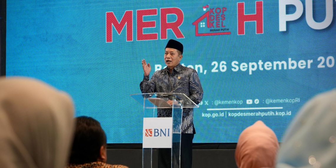 Menteri Koperasi (Menkop) Ferry Juliantono