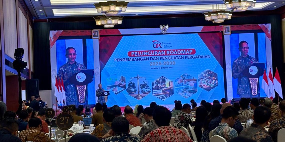 Ketua Dewan Komisioner Otoritas Jasa Keuangan (OJK) Mahendra Siregar