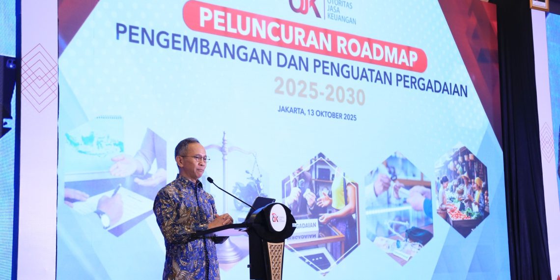 Ketua Dewan Komisioner OJK Mahendra Siregar