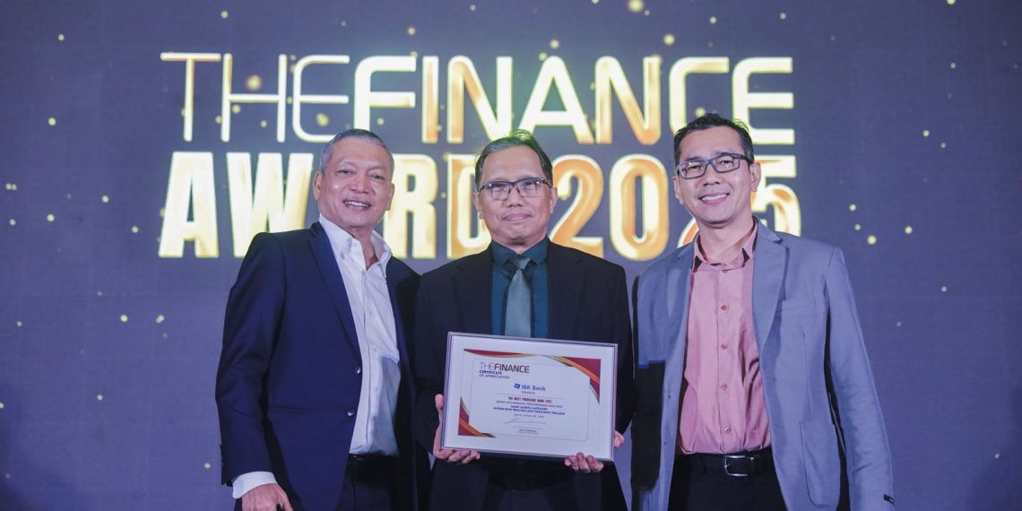 Direktur Operasional PT Bank IBK Indonesia Andreas Mikhael Sumual