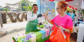 Irwanto, pengusaha UMKM Micropreneur, pedagang es pisang ijo