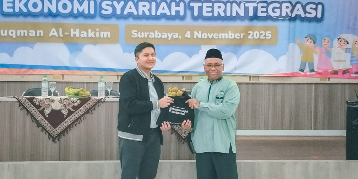 KNEKS Gelar BEST di SD Luqman Al Hakim Surabaya