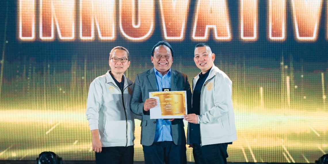 KB Bank Raih Best Innovative Bank 2025 Berkat KPR Star Mortgage di AREBI Summit  