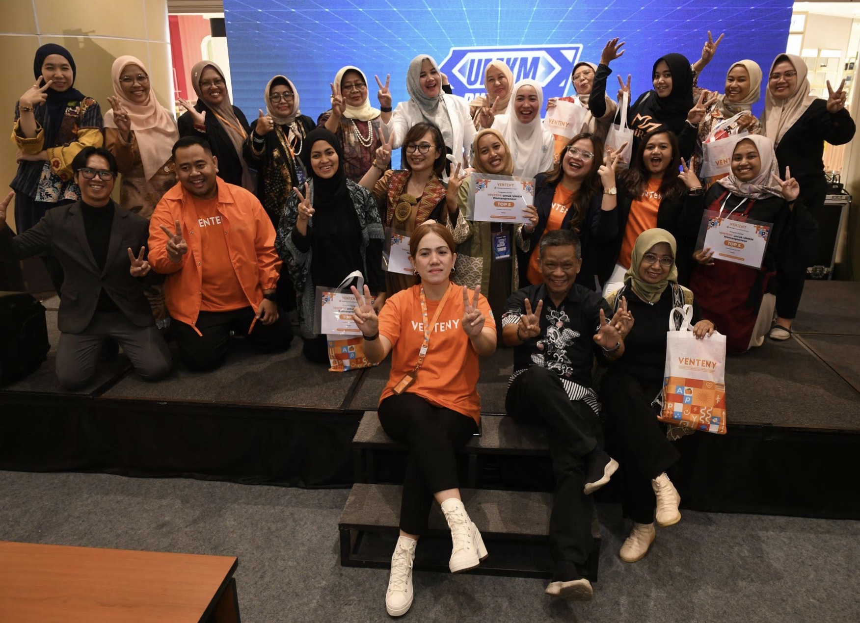 PT VENTENY Fortuna International Tbk (VTNY), penyedia pendanaan produktif untuk Usaha Mikro, Kecil, dan Menengah (UMKM) meraih pendanaan senilai USD5,5 juta.