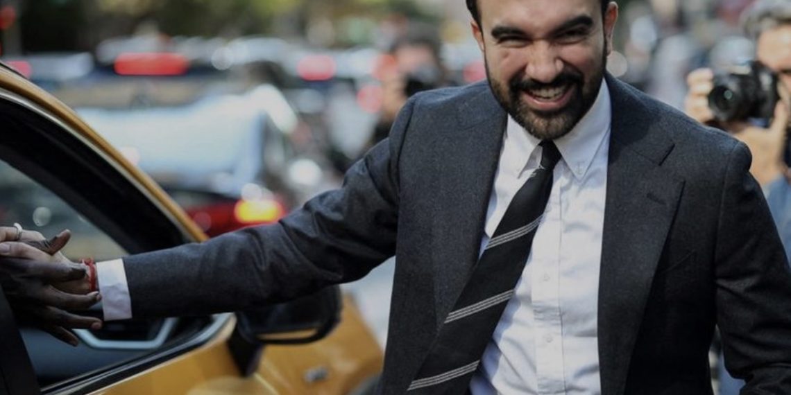 Zohran Mamdani, politikus Partai Demokrat ini terpilih menjadi Wali Kota New York City.