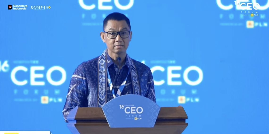 Direktur Utama PLN Darmawan Prasodjo dalam acara Kompas CEO Forum di Tangerang, Rabu (26/11/2025).