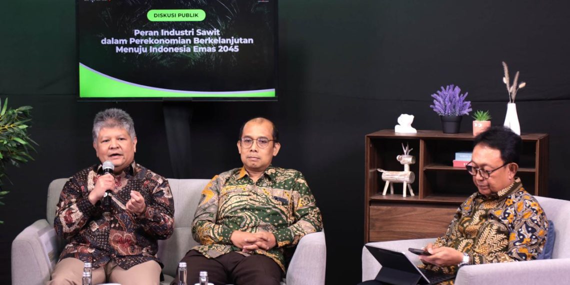 Diskusi publik bertema “Peran Industri Sawit dalam Perekonomian Berkelanjutan Menuju Indonesia Emas 2045”, di Jakarta, Selasa, 4 November 2025.