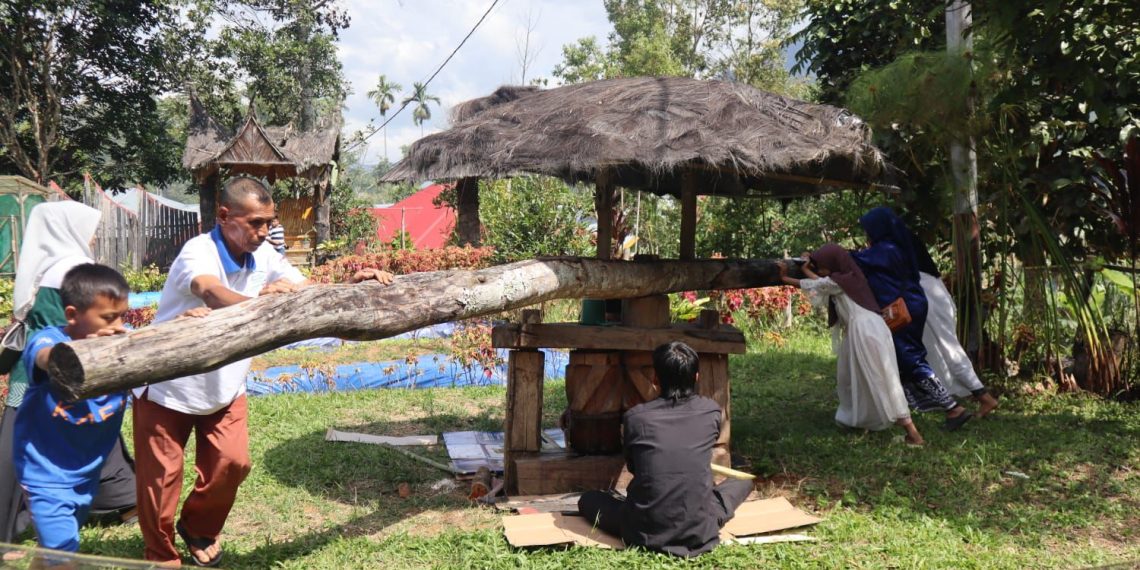 Kampung Berseri Tabek Talang Babungo Kembangkan Pendidikan dan Usaha Gula Semut