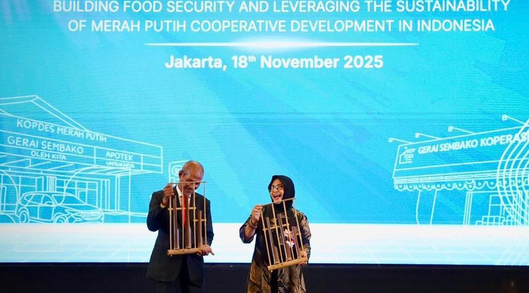 Deputi Bidang Pengembangan Talenta dan Daya Saing Koperasi Kemenkop Destry Anna Sari