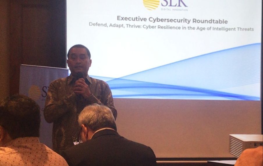 Arief Kusuma, AI enthusiast dalam acara Executive Cybersecurity Roundtable bertema “Defend, Adapt, Thrive: Cyber Resilience in the Age of Intelligent Threats” yang diselenggarakan oleh PT SLK Digital Innovation di Jakarta, Selasa (4/11). (Foto: Steven Wijaja)