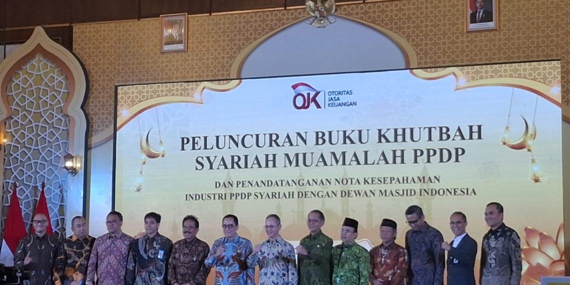 OJK Luncurkan Buku Khutbah Syariah Muamalah Perkuat Literasi PPDP