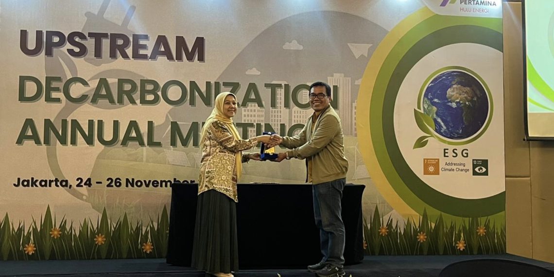 PHE OSES meraih Award of Appreciation for Excellence Decarbonization Performance 2025 atas kinerja positif menurunkan emisi Gas Rumah Kaca (GRK) melalui berbagai inovasi efisiensi energi.