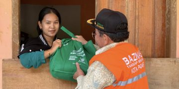Maybank Indonesia bekerja sama dengan sejumlah pihak, diantaranya Lazismu, Baznas, Rumah Zakat dan Organisasi Muhammadiyah.