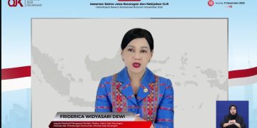 Friderica Widyasari, Kepala Eksekutif Pengawas Perilaku Pelaku Usaha Jasa Keuangan, Edukasi, dan Pelindungan Konsumen Friderica Widyasari, dalam Rapat Dewan Komisioner Bulanan (RDKB) OJK, Kamis, 11 Desember 2025. (Foto: Tangkapan layar/Adrianto)