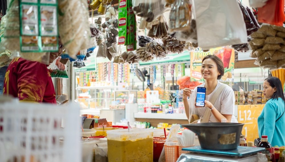 Ilustrasi transaksi QRIS via aplikasi Dana. (Foto: Istimewa)