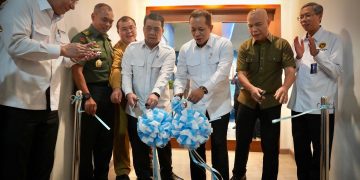 Menkop Ferry dalam Grand Launching Command Center di Kantor Kementerian Koperasi (Kemenkop), Jakarta, Senin (15/12/2025).