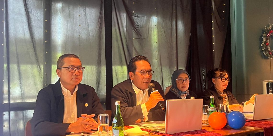 Direktur Utama KSEI, Samsul Hidayat