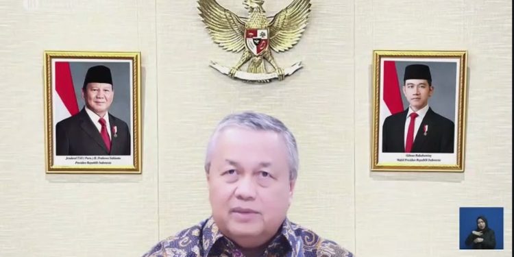Gubernur BI, Perry Warjiyo dalam konferensi pers RDG BI, Rabu, 17 Desember 2025. (Foto: Tangkapan layar/Ari Astriawan)