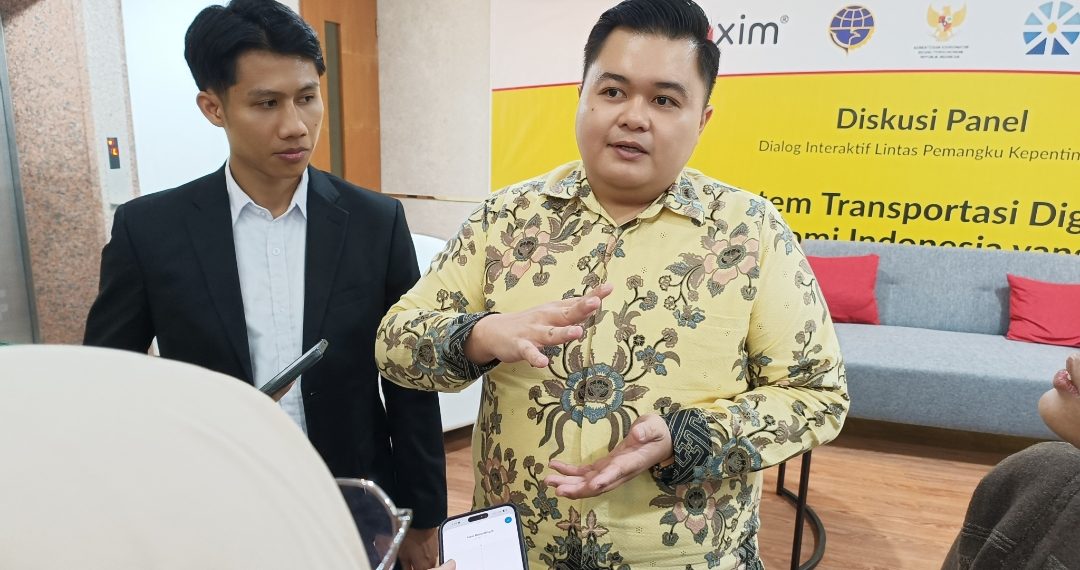 Direktur Pengembangan Maxim Indonesia, Dirhamsyah, ditemui usai acara diskusi dengan sejumlah stakeholders transportasi daring, di Kantor Pusat Maxim, Jakarta, Kamis, 11 Desember 2025. (Foto: Julian)