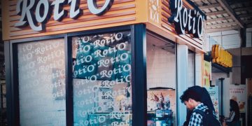 Gerai Roti'O di Stasiun Sudimara, Tangerang Selatan. (Foto: Julian)