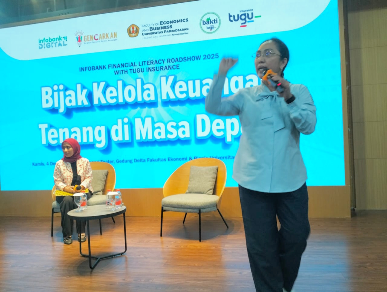 Infobank Digital dan Tugu Insurance bekali mahasiswa Unpad dengan literasi keuangan. (Foto: Wahyu Arip Oktapian)