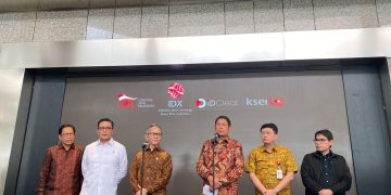 Dirut BEI Mundur, OJK Pastikan Operasional Bursa Berjalan Normal