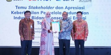 PT Bank Syariah Indonesia Tbk (BSI) resmi menjalin kerjasama strategis dengan Basel Agency for Sustainable Energy (BASE) untuk memperluas pembiayaan proyek efisiensi energi di Indonesia.