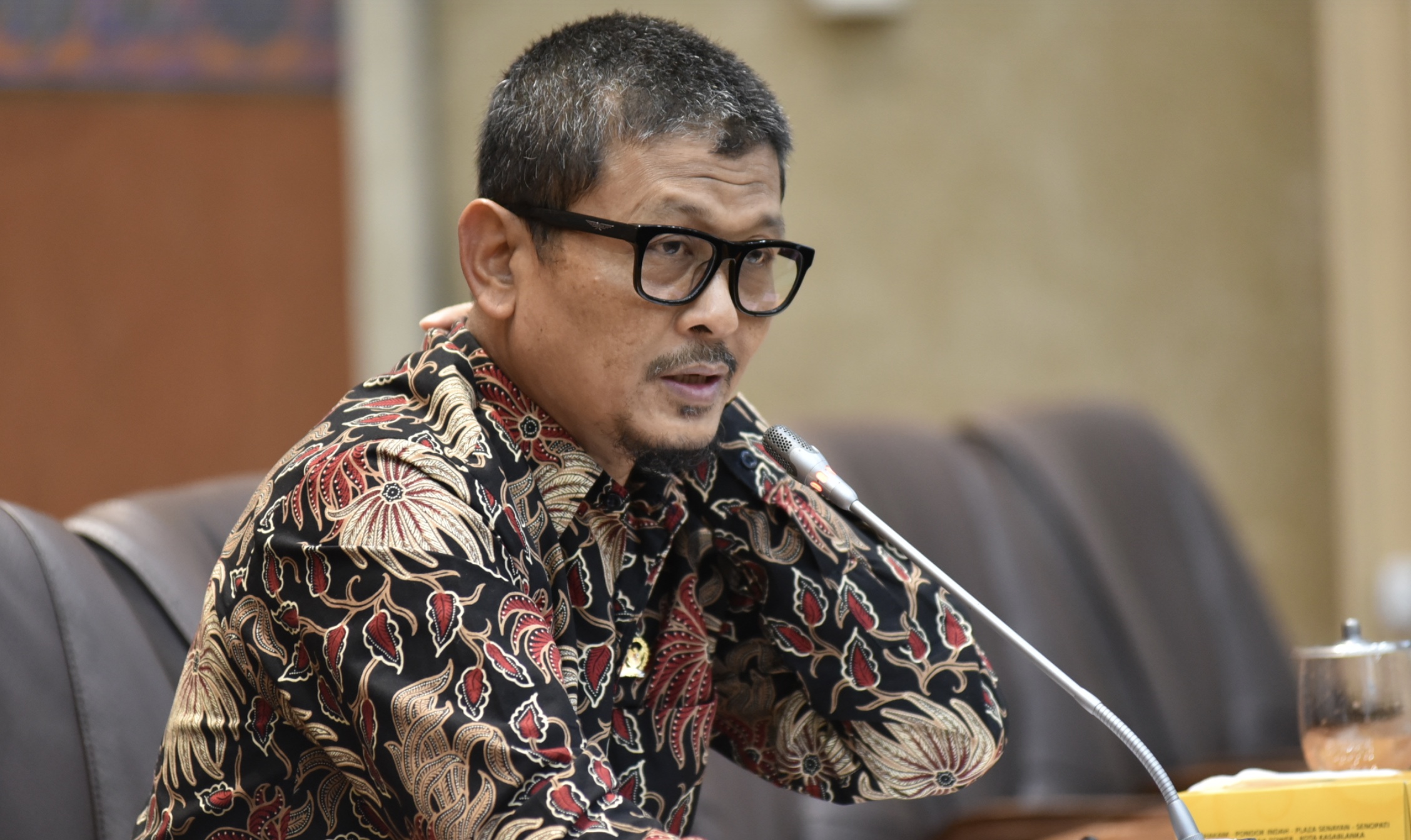 Operasi Tangkap Tangan (OTT) KPK terhadap pegawai Direktorat Jenderal Pajak di Jakarta menuai beragam sorotan publik. Tak terkecuali,