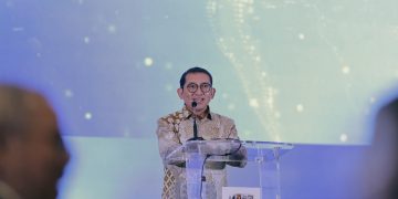 Menteri Kebudayaan Republik Indonesia Fadli Zon dalam acara diskusi budaya yang diselenggarakan Infobank Media Group bertajuk Pembangunan Ekonomi Berbasis Seni dan Pelestarian Budaya di Jakarta, Kamis (22/1). (Foto: M. Zulfikar)