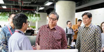 Menko Airlangga & Juru Bicara Kemenko Perekonomian Haryo Limanseto