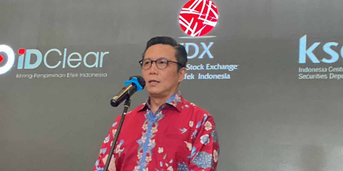 Pejabat sementara (Pjs) Direktur Utama BEI Jeffrey Hendrik dalam konferensi pers di Jakarta, Rabu, 11 Februari 2026. (Foto: Khoirifa)