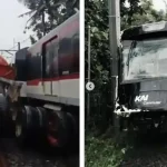 Rangkaian Commuter Line Basoetta No. 806 tujuan Bandara Soekarno-Hatta yang mengalami kendala usai tabrakan dengan truk di perlintasan sebidang JPL 21 lintas Rawa Buaya – Batuceper pada Jumat pagi (20/2) sekitar pukul 06.05 WIB. (Foto: Istimewa)