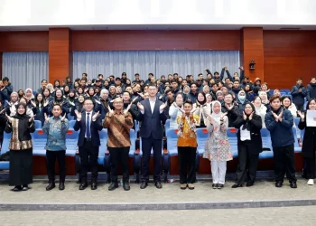 KEK Batang mengirim 156 pekerja ke China sebagai bagian dari pemberdayaan masyarakat lokal sekaligus untuk transfer teknologi. (Foto: Istimewa)