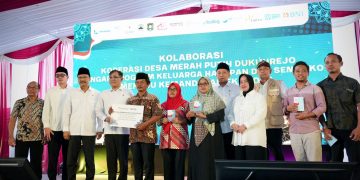 Kementerian Koperasi (Kemenkop), Kementerian Sosial (Kemensos) dan Badan Percepatan Pengentasan Kemiskinan (BP Taskin) serta Pemerintah Kabupaten Purworejo melakukan kick off dan kolaborasi Koperasi Desa (Kopdes) Merah Putih Dukuhrejo